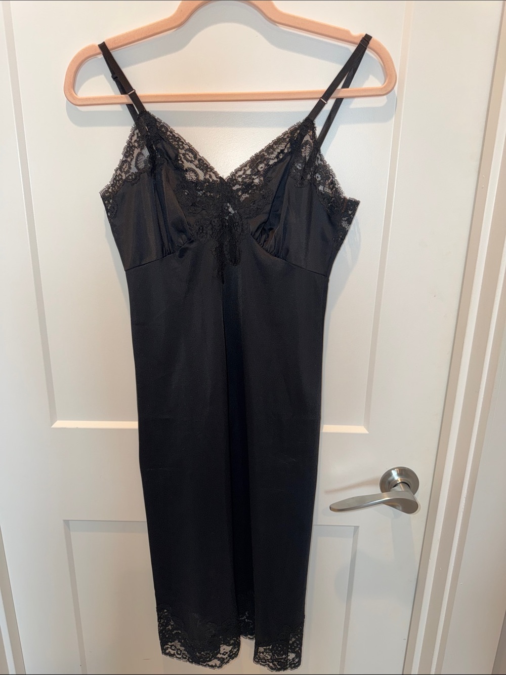 Van Raalte Vintage Black Lace-Trim Slip Suavette Chemise Size 32